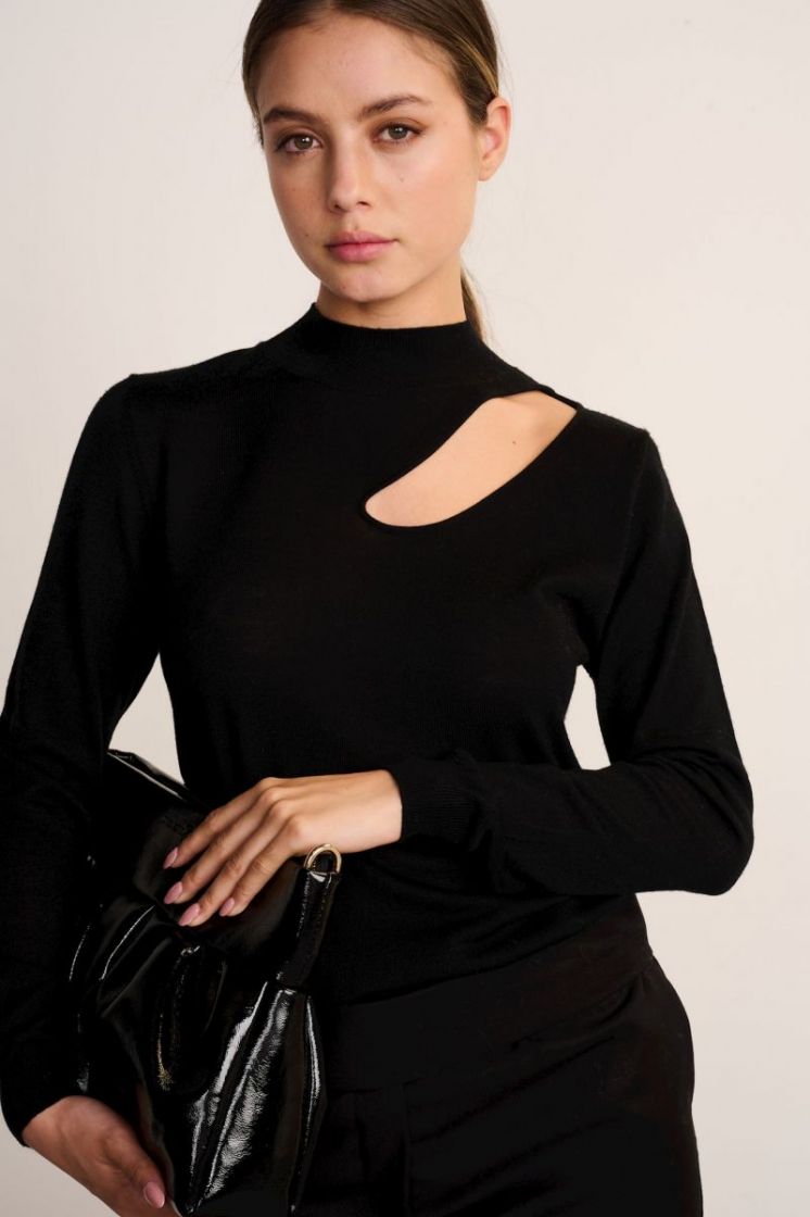 SILK  BLACK