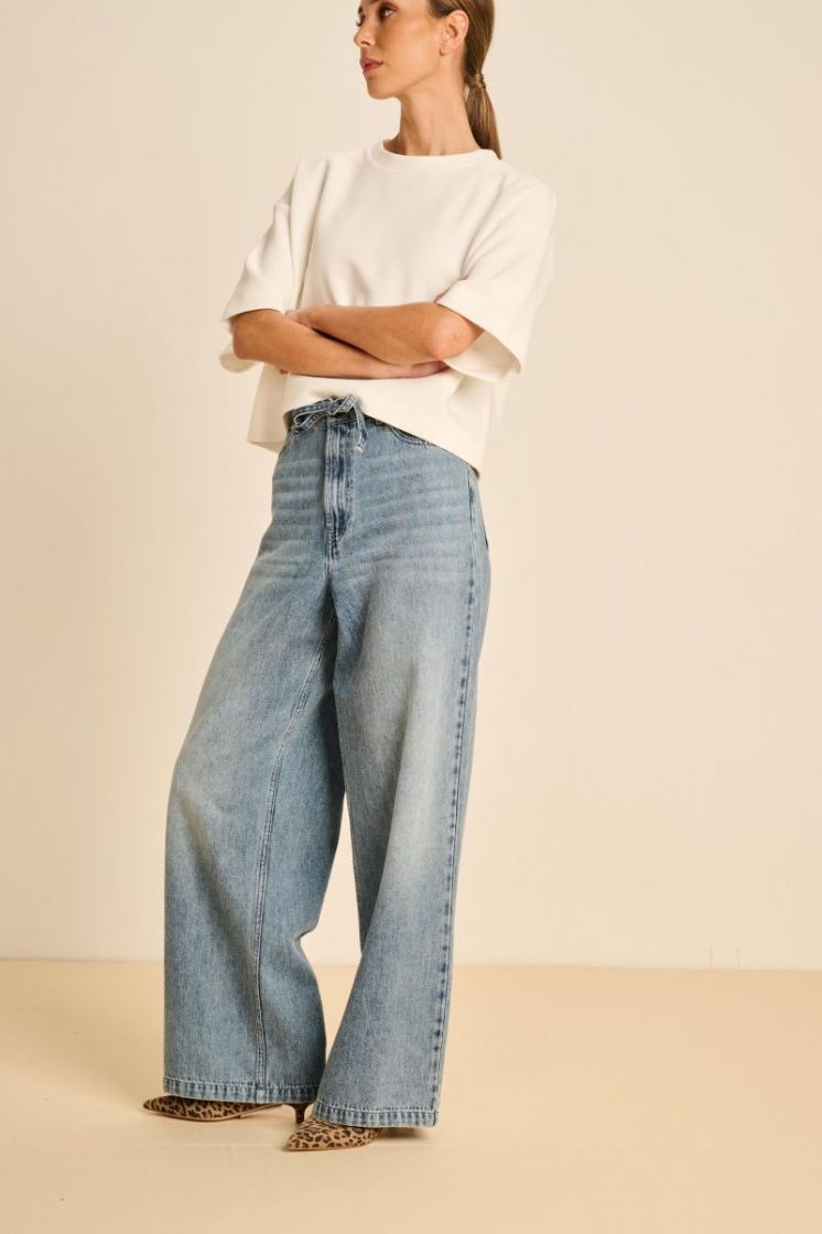 BAGGY FIT WASHED DENIM