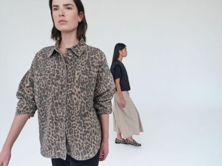PRINTED VEST BLOUSE LEOPARD PRINT