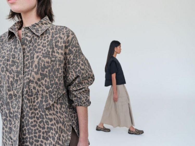 PRINTED VEST BLOUSE LEOPARD PRINT