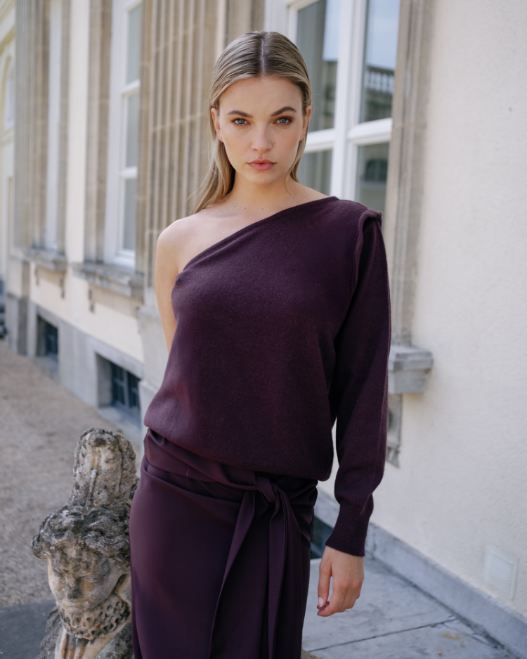 ONE SHOULDER BAROLO