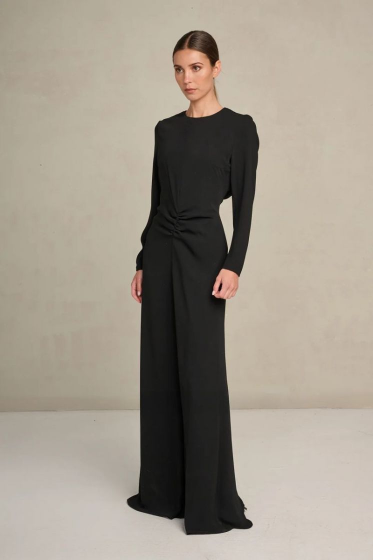 CHARMING BLACK