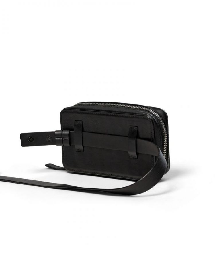  801 BLACK
