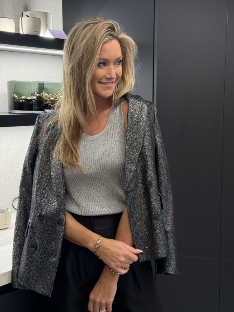 SILVER KNIT TOP SILVER  