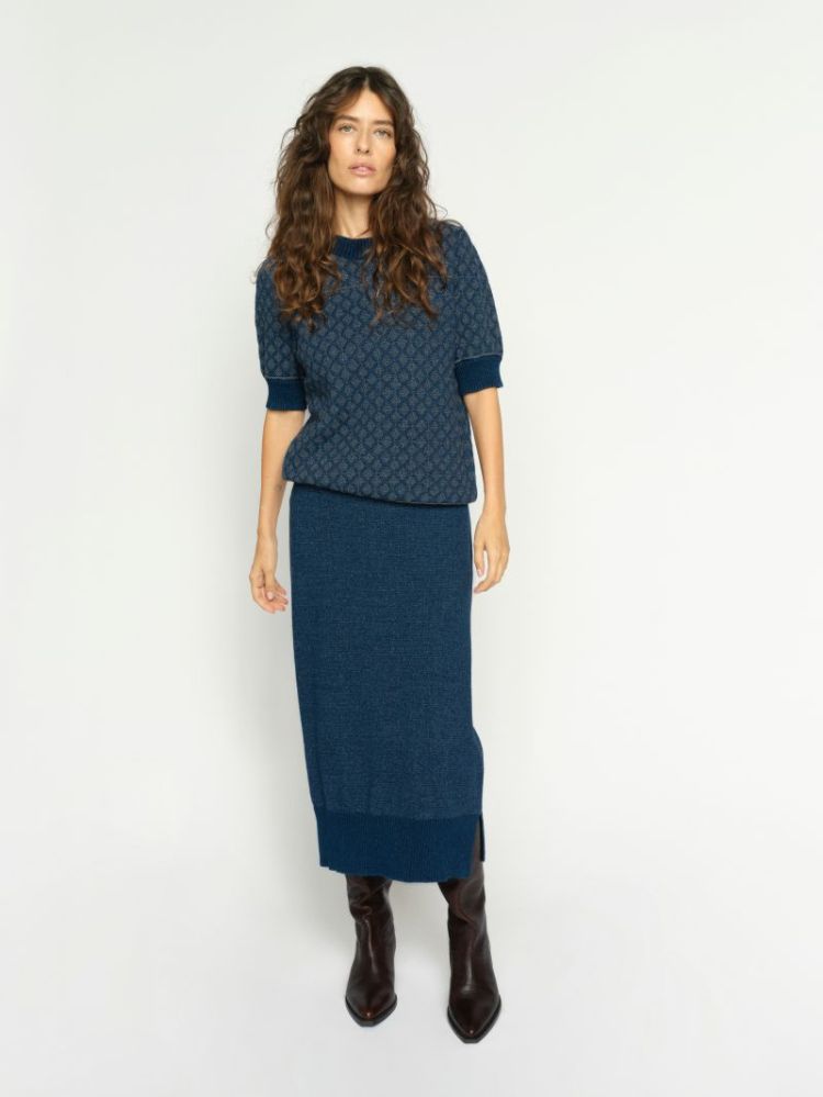 447 DARK BLUE