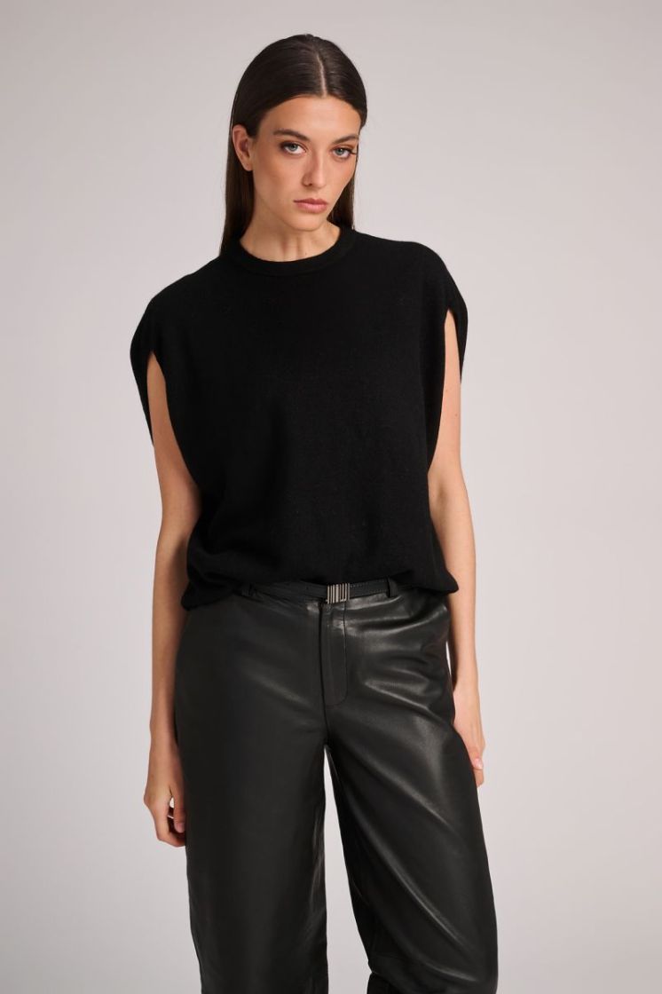 LEATHER  BLACK