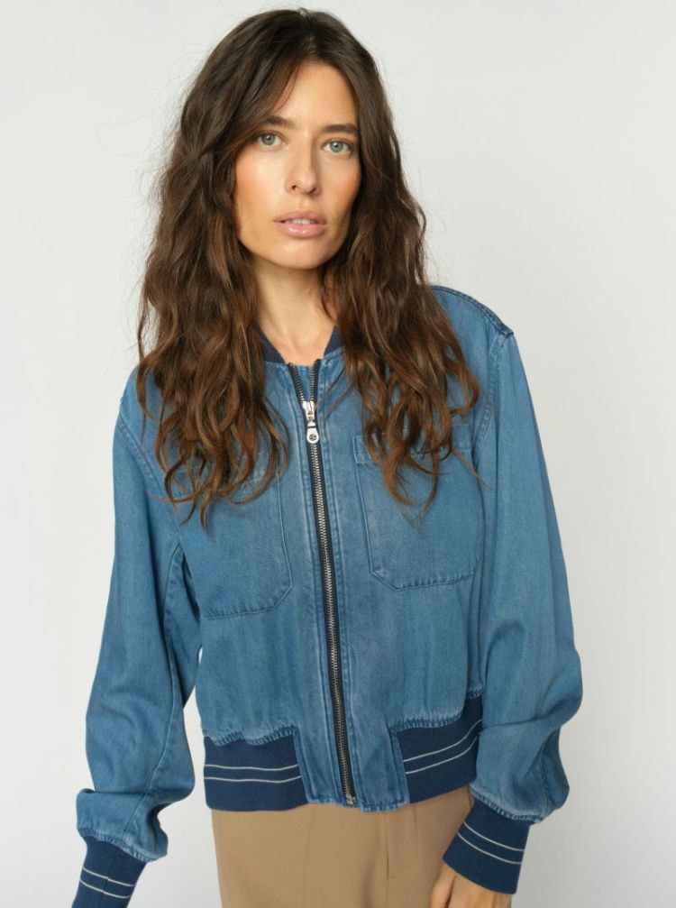  LT BLUE DENIM